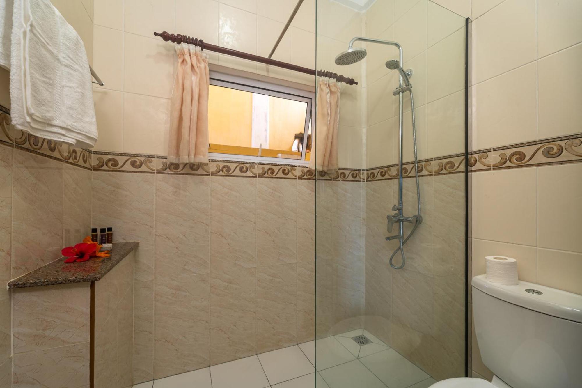 East Horizon Self Catering Apartment Au Cap Bagian luar foto