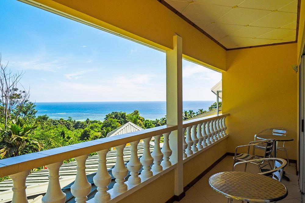 East Horizon Self Catering Apartment Au Cap Bagian luar foto