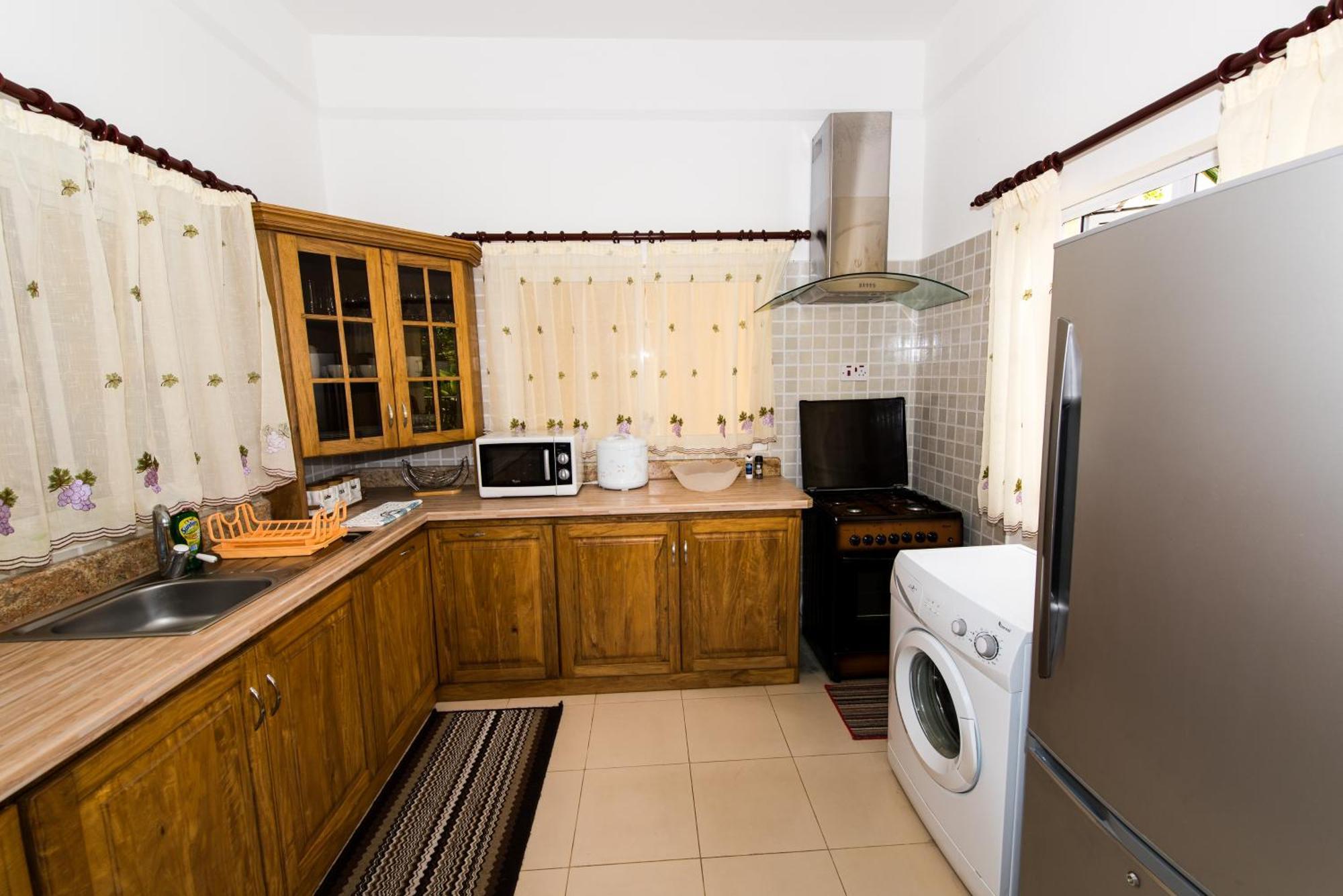 East Horizon Self Catering Apartment Au Cap Bagian luar foto