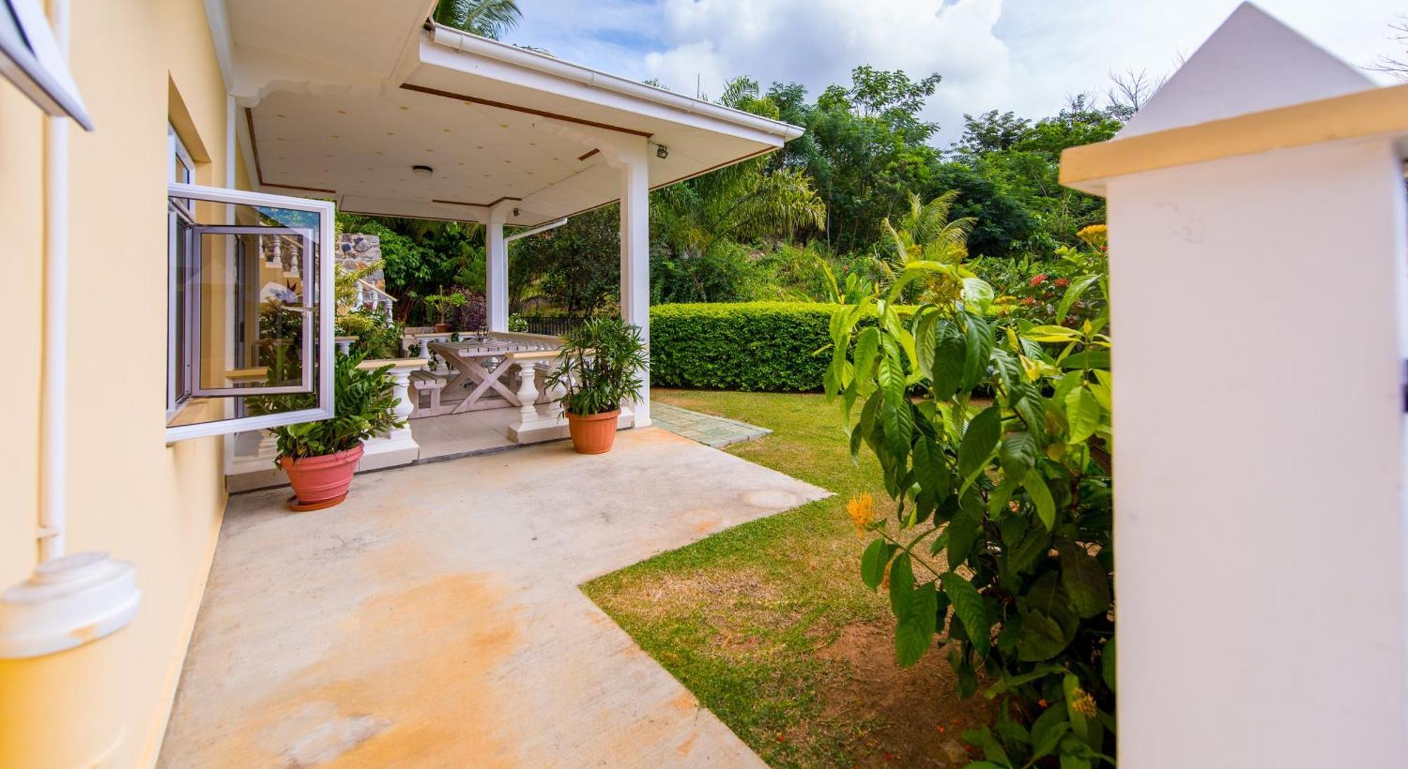 East Horizon Self Catering Apartment Au Cap Bagian luar foto
